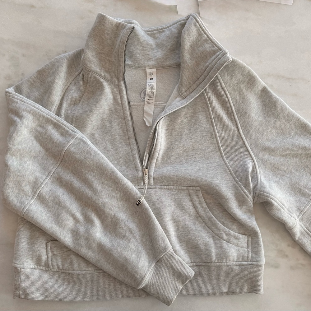 Lululemon Light Gray Half-Zip Scuba
